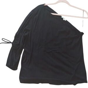 Maurice’s Women’s Plus Cold Shoulder Top- NWT SIZE 3x